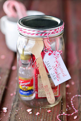 Creative and Green Ways to Wrap Gifts