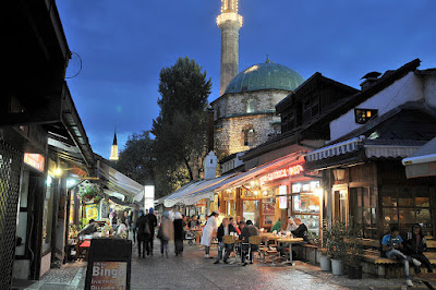 Sustainable Travel for Ramadan: Green Tips for Visiting Family and Friends